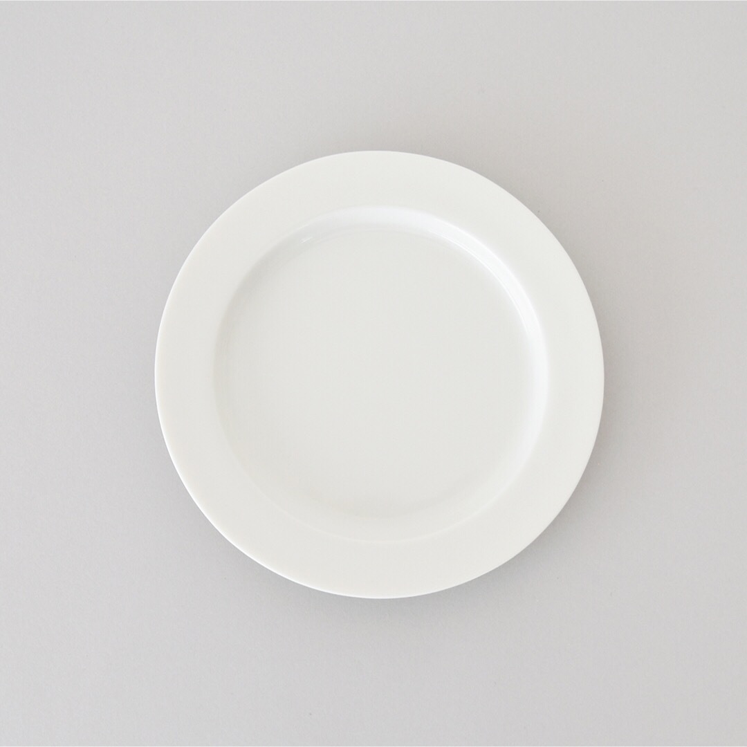 イイホシユミコ  アンジュール plate S 冬の贈り物 4枚セット インテリア/住まい/日用品のキッチン/食器(食器)の商品写真