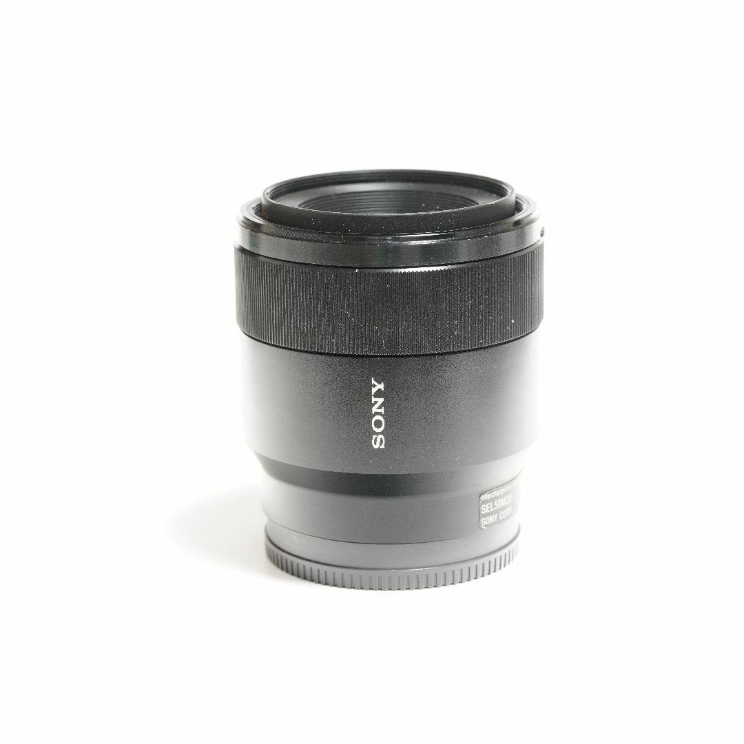 SONY(ソニー)のSONY E-mount FE50 F2.8 MACRO SEL50M28 スマホ/家電/カメラのカメラ(レンズ(単焦点))の商品写真