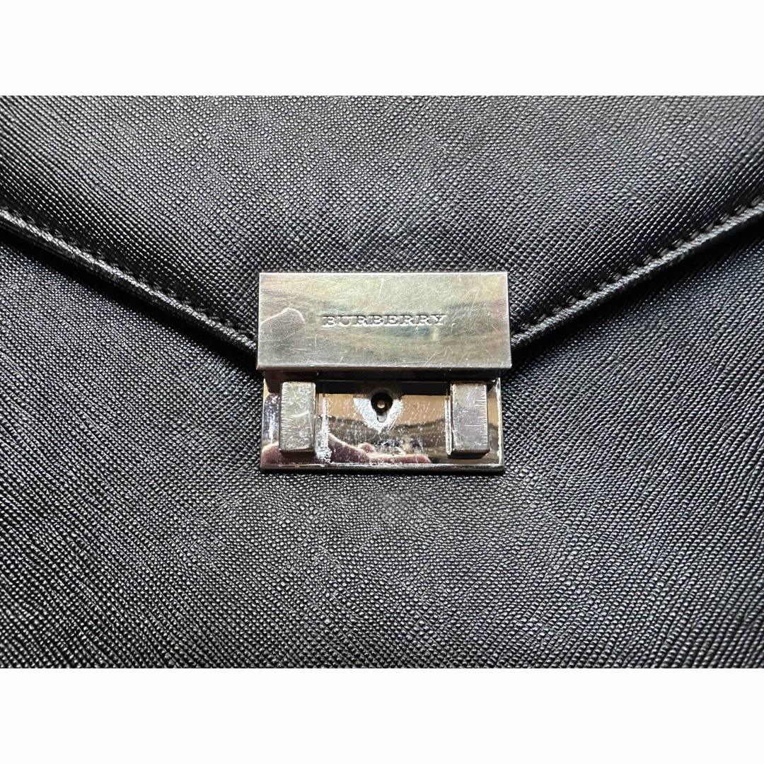Yves Saint Laurent(イヴサンローラン)のイヴサンローラン　ブラック　ビジネスバッグ  本革　A4収納可能 メンズのバッグ(ビジネスバッグ)の商品写真