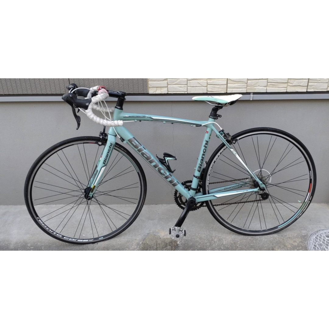 Bianchi(ビアンキ)のBianchビアンキ ALU HYDRO TRIPLE BUTTED 6000 スポーツ/アウトドアの自転車(自転車本体)の商品写真