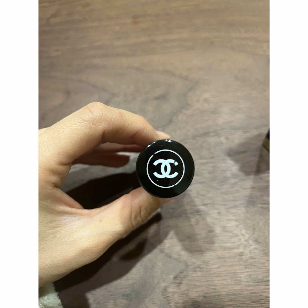 CHANEL(シャネル)のCHANEL BAUME ESSENTIEL コスメ/美容のベースメイク/化粧品(その他)の商品写真