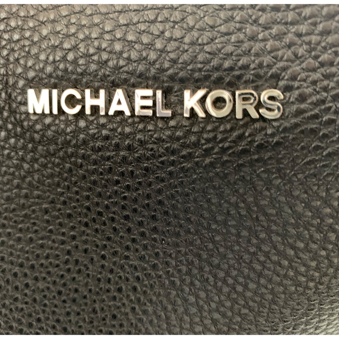 Michael Kors(マイケルコース)の★値下げ★マイケルコース　MICHAEL KORS トートバッグ レディースのバッグ(トートバッグ)の商品写真