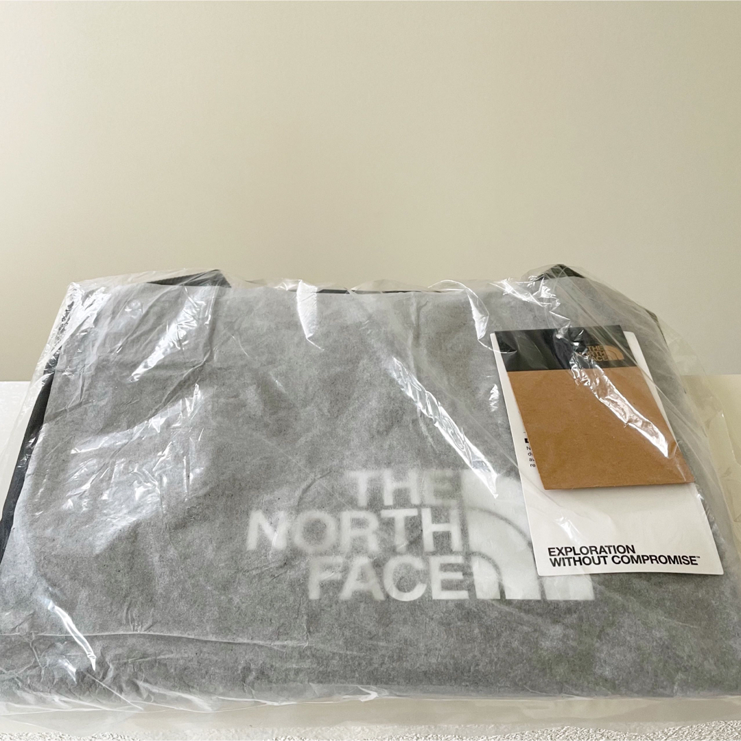 THE NORTH FACE(ザノースフェイス)のTHENORTHFACE 国内未入荷 マイバッグ エコバッグ L ノースフェイス レディースのバッグ(トートバッグ)の商品写真