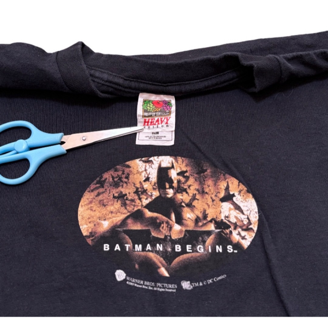 FRUIT OF THE LOOM(フルーツオブザルーム)の00s BATAMAN BEGINS tシャツ バットマン　DC COMICS  メンズのトップス(Tシャツ/カットソー(半袖/袖なし))の商品写真