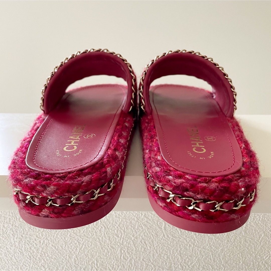 CHANEL - CHANEL フラットサンダル 赤 レッド ツイード 38 CHANEL - CHANEL フラットサンダル 赤 レッド ツイード 38