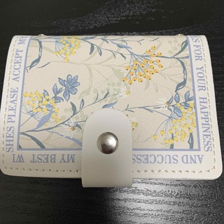 絵本風　PUレザー　ブルー×イエロー　フラワー　ホワイト　カードケース　財布(名刺入れ/定期入れ)