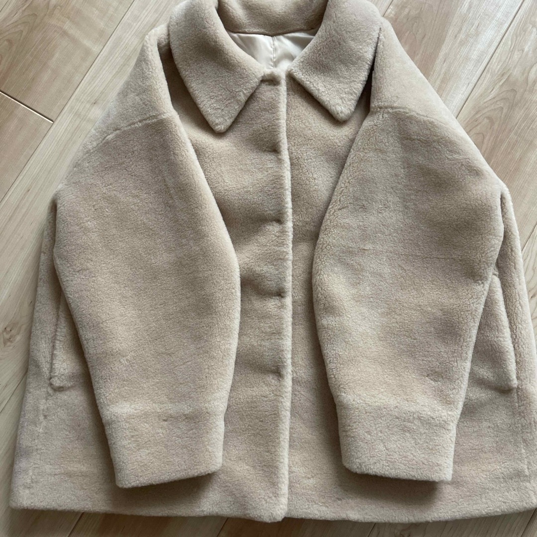 OHGA オーガ エコムートンコート コート Mの通販 by mia's shop OHGA オーガ エコムートンコート コート Mの通販 by mia's shop