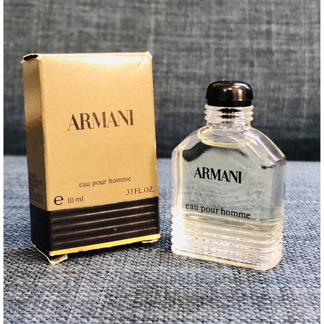 Armani(アルマーニ)の人気　ミニ　メンズ香水　アルマーニ　プールオム　オーデトワレ　5ml コスメ/美容の香水(香水(男性用))の商品写真