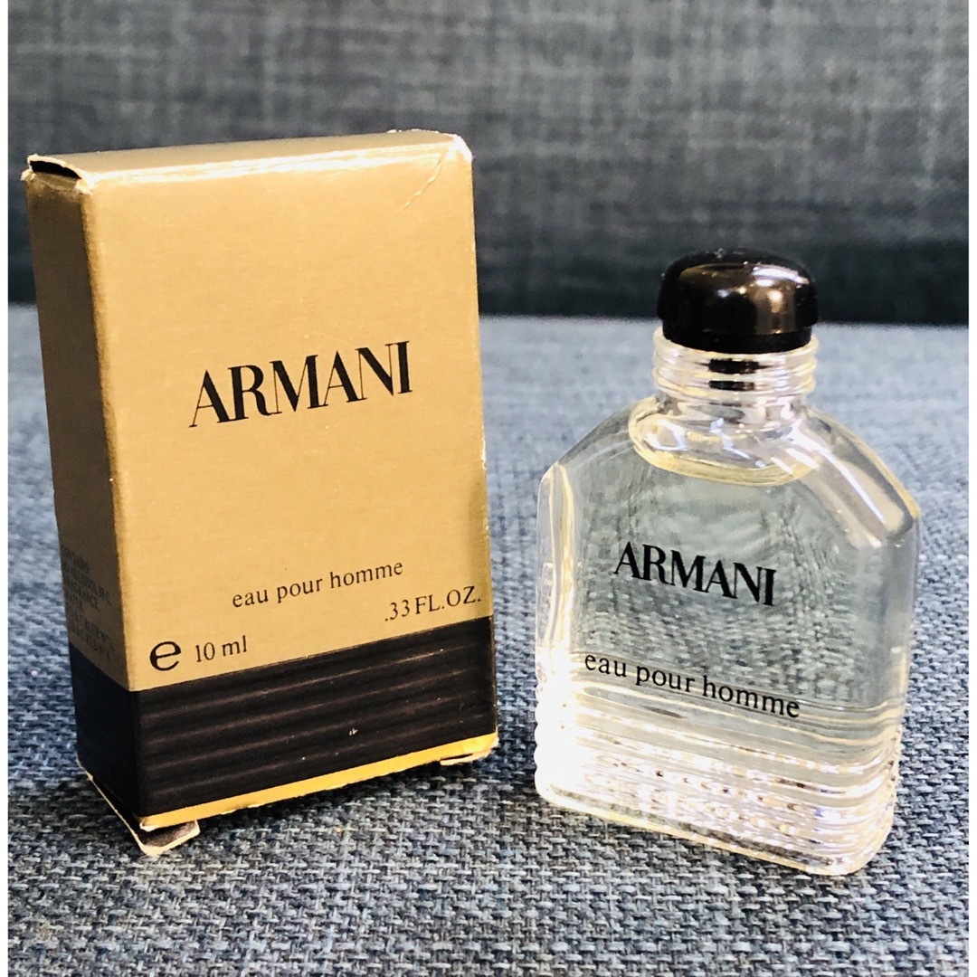 Armani(アルマーニ)の人気　ミニ　メンズ香水　アルマーニ　プールオム　オーデトワレ　5ml コスメ/美容の香水(香水(男性用))の商品写真