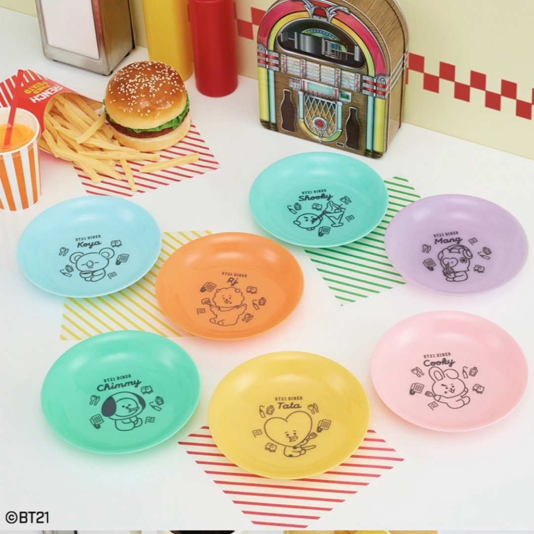 防弾少年団(BTS)(ボウダンショウネンダン)の【レア希少★】 BTS bt21 diner mang ランダム プレート 皿 インテリア/住まい/日用品のキッチン/食器(食器)の商品写真