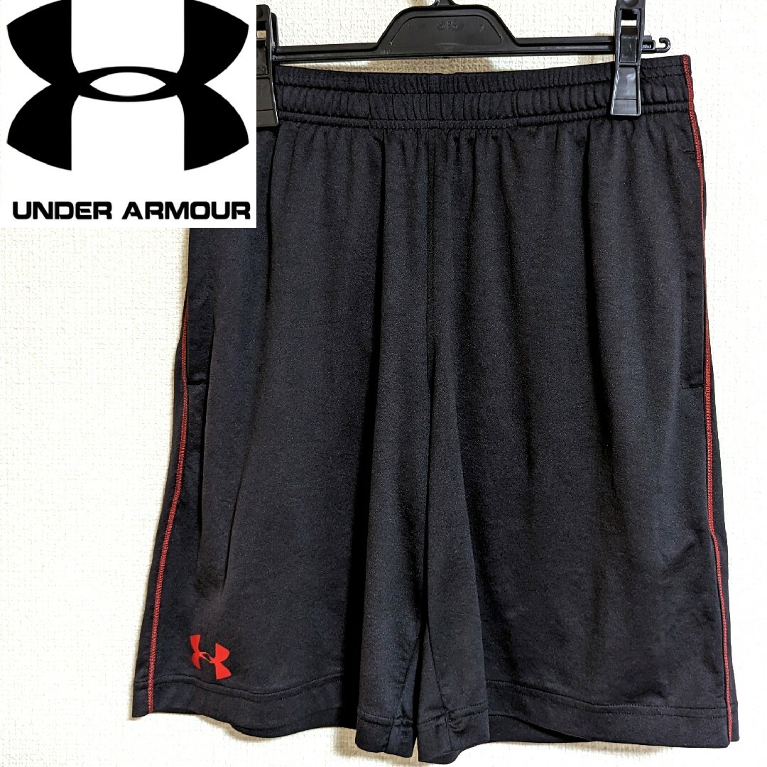 UNDER ARMOUR(アンダーアーマー)のUNDER ARMOUR パンツ ショートパンツ ブラック 黒 スポーツウェア メンズのパンツ(ショートパンツ)の商品写真