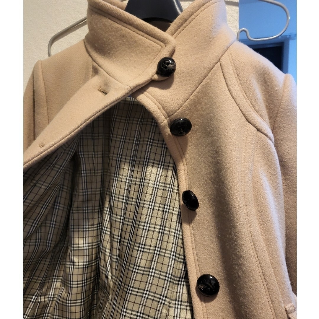 BURBERRY BLUE LABEL(バーバリーブルーレーベル)のBURBERRYブルーレーベルコート レディースのジャケット/アウター(ロングコート)の商品写真