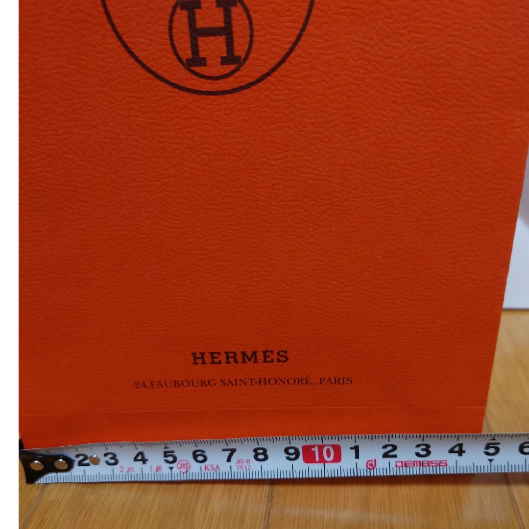 Hermes(エルメス)のHERMES　エルメス　紙袋　本物　6枚セット レディースのバッグ(ショップ袋)の商品写真