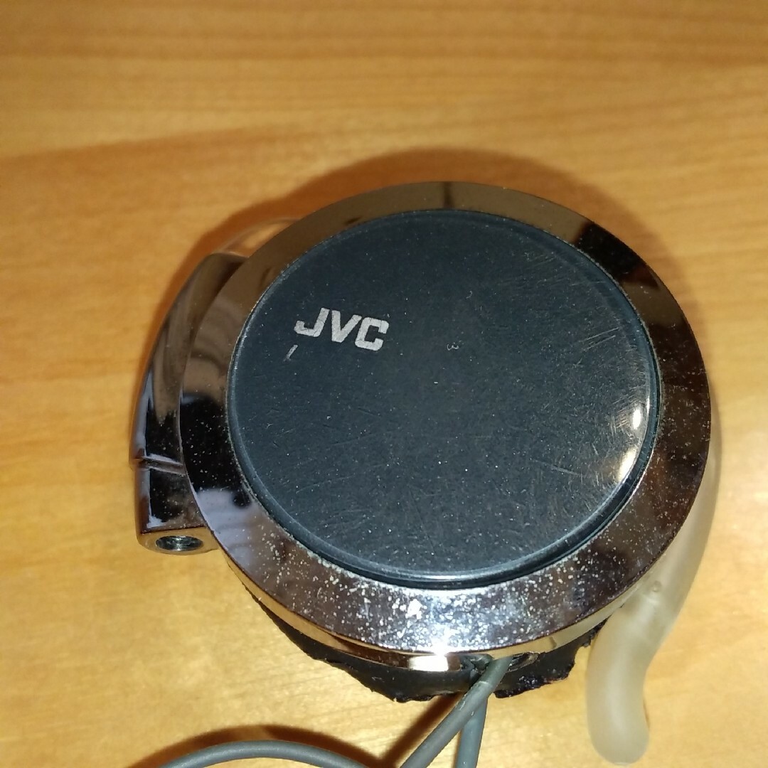 Victor(ビクター)のJVC　イヤホン スマホ/家電/カメラのオーディオ機器(ヘッドフォン/イヤフォン)の商品写真