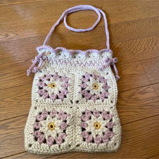 【ハンドメイド 】フラワーモチーフのショルダー  (バッグ)