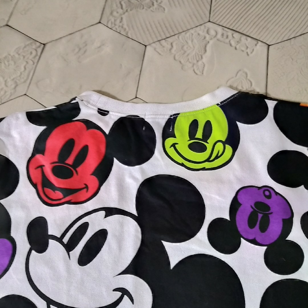 Disney(ディズニー)のディズニーTシャツ Мサイズ メンズのトップス(Tシャツ/カットソー(半袖/袖なし))の商品写真