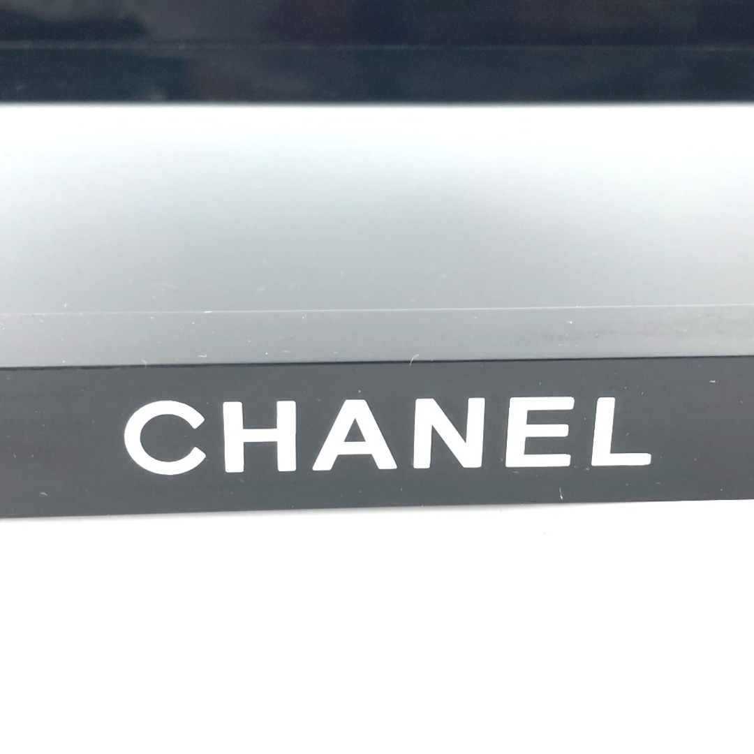 CHANEL(シャネル)のシャネル CHANEL ロゴ トレイ インテリア ジュエリートレイ トレー 小物入れ プラスチック ブラック 美品 インテリア/住まい/日用品のインテリア小物(小物入れ)の商品写真