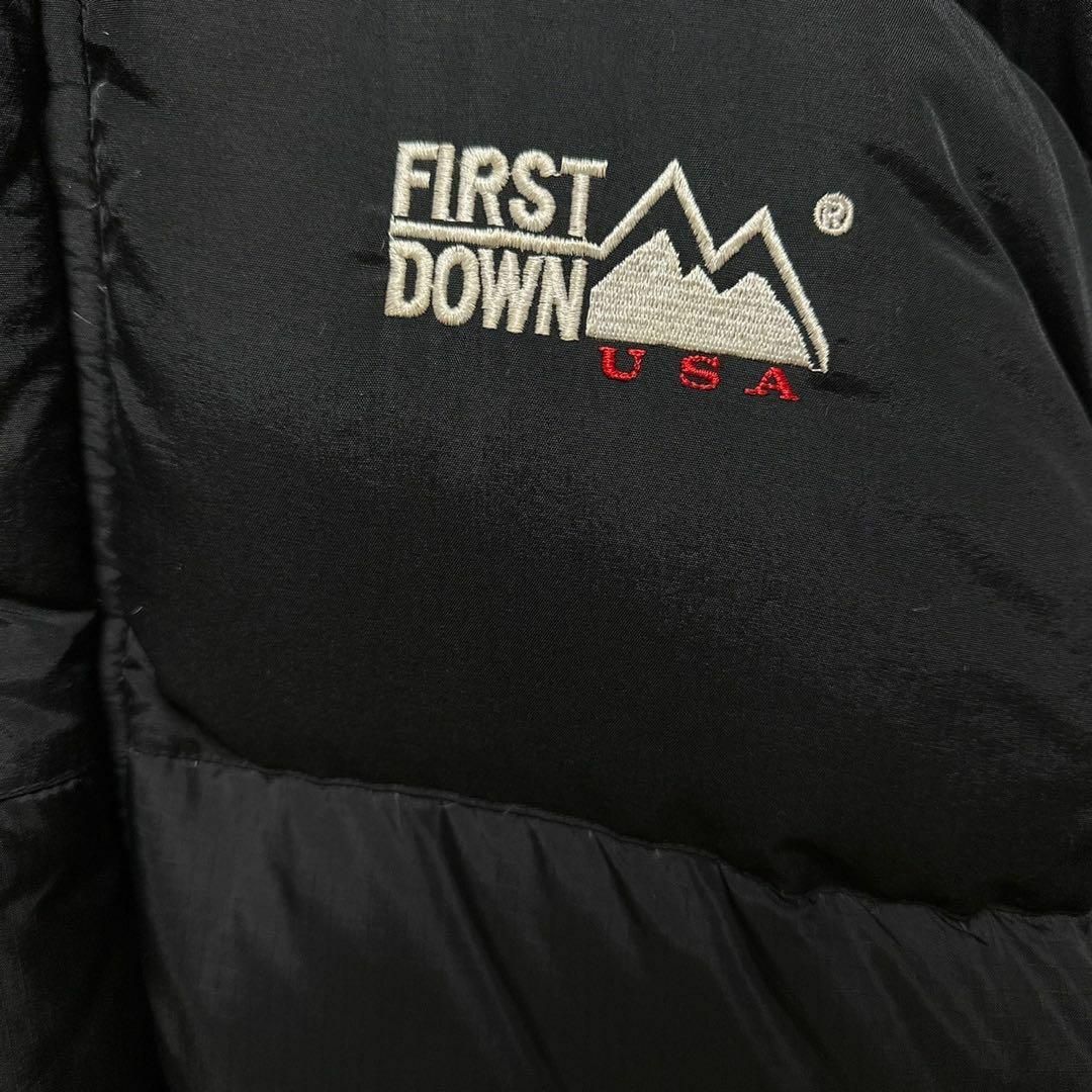 FIRST DOWN(ファーストダウン)の1215【人気Lサイズ】ファーストダウン☆刺繍ロゴ　ブラックダウンジャケット美品 メンズのジャケット/アウター(ダウンジャケット)の商品写真