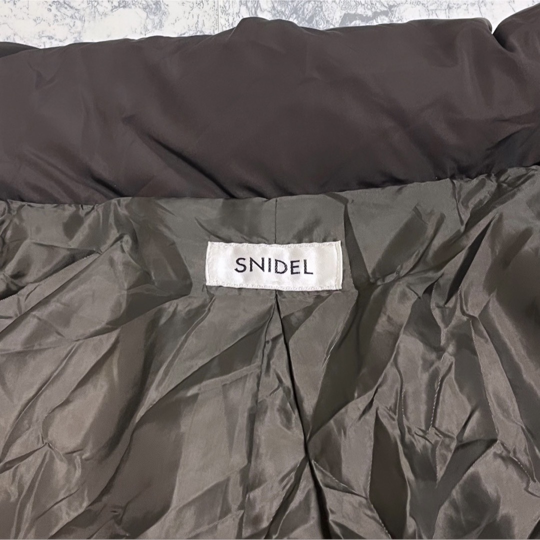 SNIDEL(スナイデル)の【完売品】SNIDEL 西川アップサイクル ショートダウンサイドリボン レディースのジャケット/アウター(ダウンジャケット)の商品写真