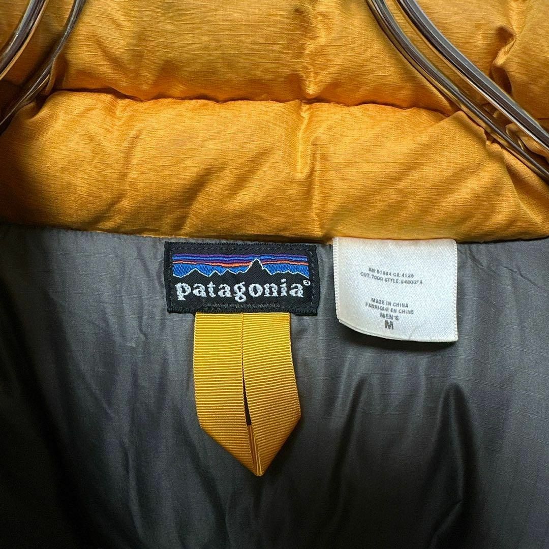 patagonia(パタゴニア)の1216【入手困難】パタゴニア☆ワンポイントロゴ　ワッペン　ダウンジャケット メンズのジャケット/アウター(ダウンジャケット)の商品写真