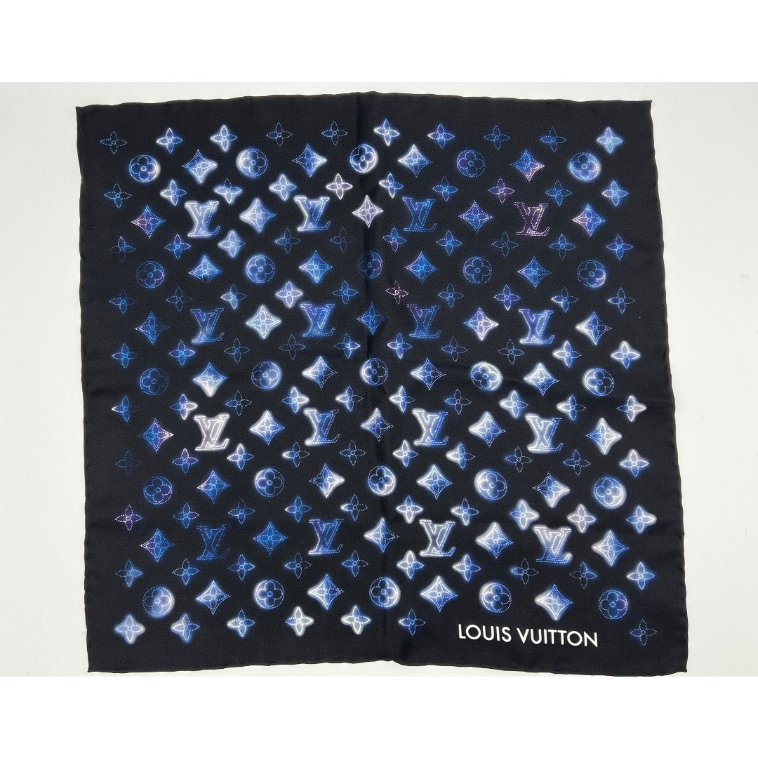 LOUIS VUITTON - LOUIS VUITTON ルイヴィトン バンダナ スカーフ LOUIS VUITTON - LOUIS VUITTON ルイヴィトン バンダナ スカーフ
