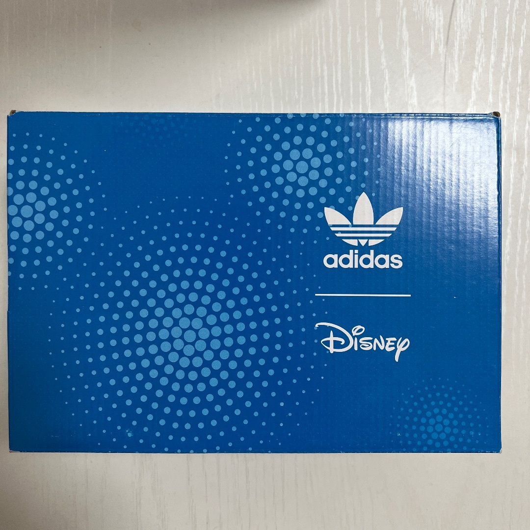 adidas(アディダス)のadidas Disney キッズ　子供　靴　箱　アディダス　ディズニー　19 キッズ/ベビー/マタニティのキッズ靴/シューズ(15cm~)(スニーカー)の商品写真