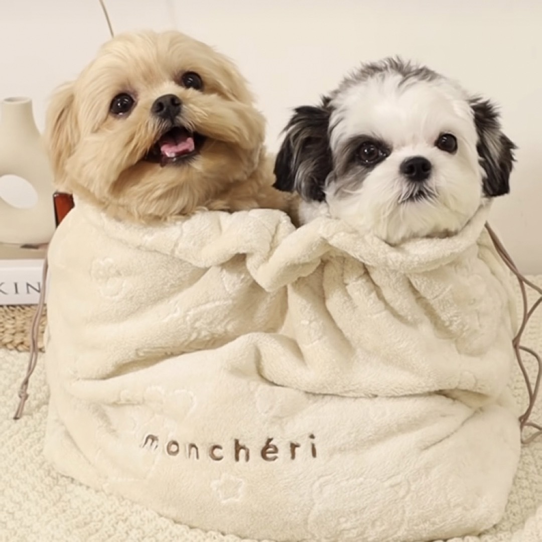moncheri くまさん柄の巾着ウォーマー 福袋 2024 moncheri くまさん柄の巾着ウォーマー 福袋 2024