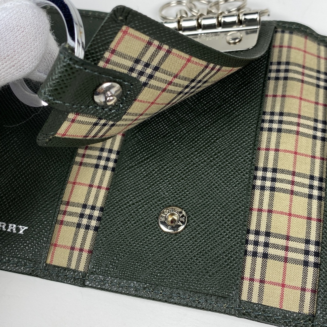 BURBERRY(バーバリー)のバーバリー ロゴ４連 キーケース レディース 【中古】 レディースのファッション小物(キーホルダー)の商品写真