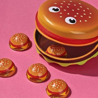 カルディ(KALDI)のカルディ　ハンバーガー缶(菓子/デザート)