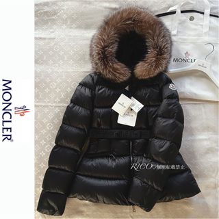 【極美品】MONCLER　ダウンジャケット　ファーフード着脱可能　最高級茶タグ平置き実寸のサイズです