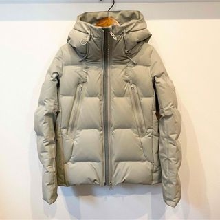 DESCENTE ALLTERRAIN - 水沢ダウン☆美品！Bshop別注☆Mサイズの通販