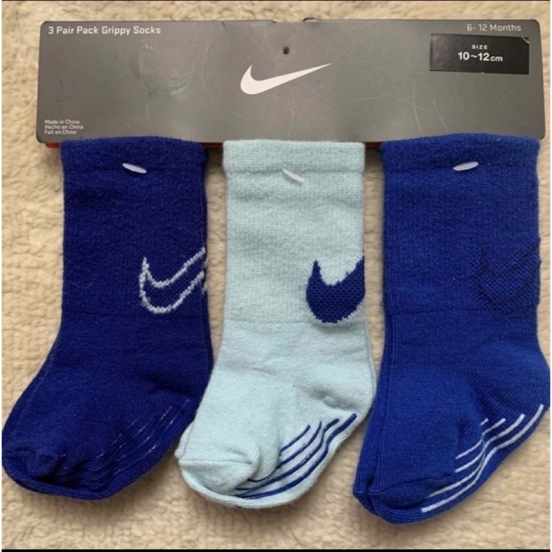 NIKE(ナイキ)のNIKE  ナイキ　靴下 ソックス　キッズ　10〜12cm キッズ/ベビー/マタニティのこども用ファッション小物(靴下/タイツ)の商品写真