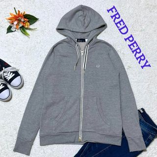 フレッドペリー(FRED PERRY)の美品✨フレッドペリー　FRED PERRY　ジップパーカー　グレー 　M相当(パーカー)