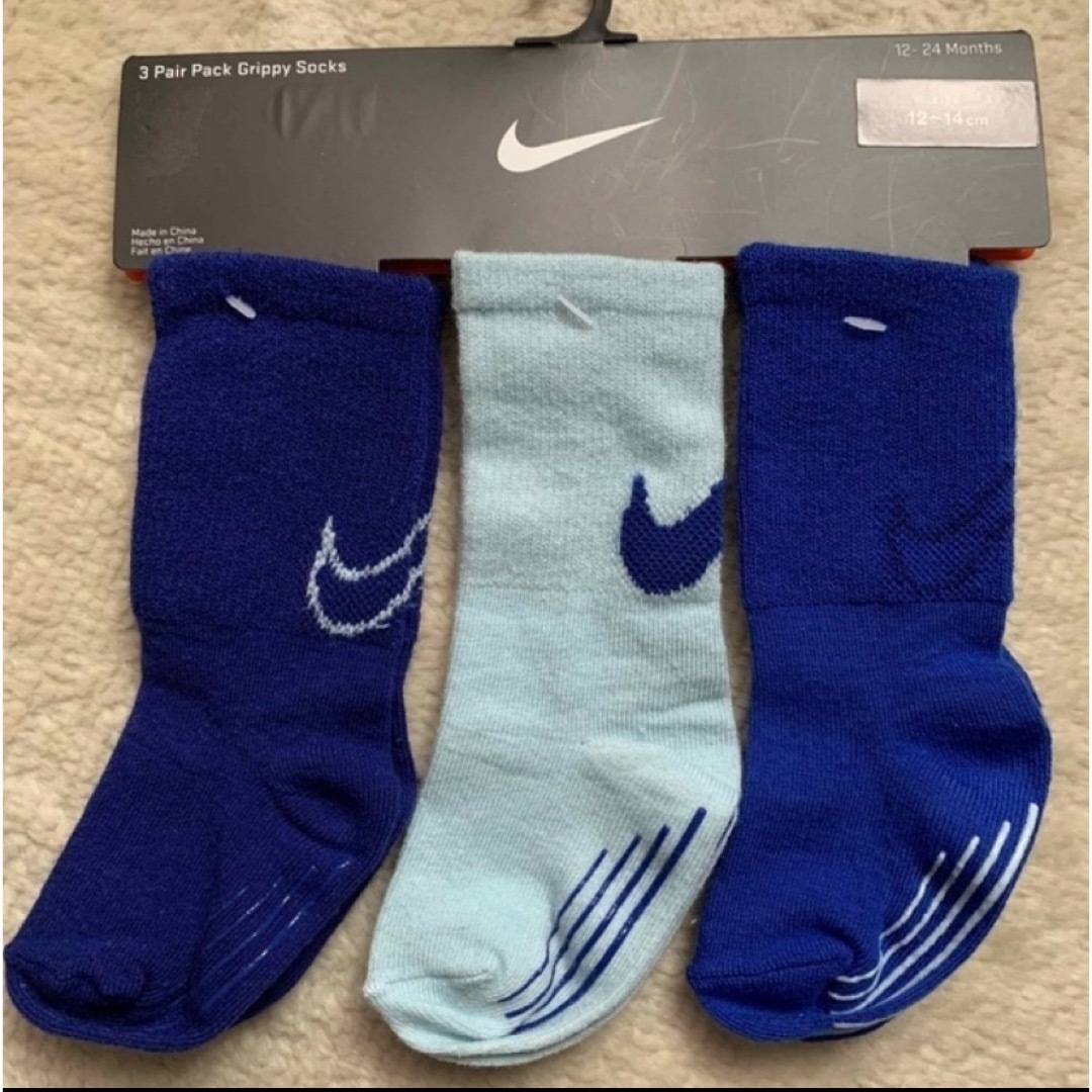 NIKE(ナイキ)のNIKE  ナイキ　靴下 ソックス　キッズ　12〜14cm キッズ/ベビー/マタニティのこども用ファッション小物(靴下/タイツ)の商品写真