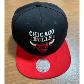 ミッチェルアンドネス(MITCHELL & NESS)のChicagoBulls シカゴブルズ　キャップ　スナップバック(キャップ)