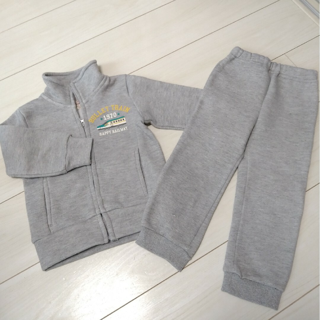 motherways(マザウェイズ)のマザウェイズ　スウェット上下セット　97 キッズ/ベビー/マタニティのキッズ服男の子用(90cm~)(パンツ/スパッツ)の商品写真