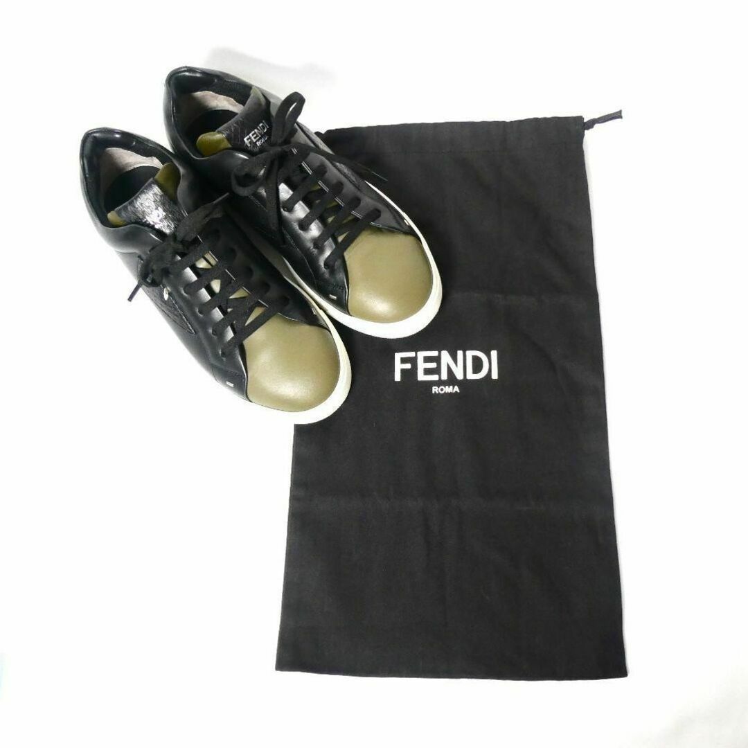 FENDI(フェンディ)の美品 FENDI スパイク レザー バイカラー ローカット スニーカー メンズの靴/シューズ(スニーカー)の商品写真