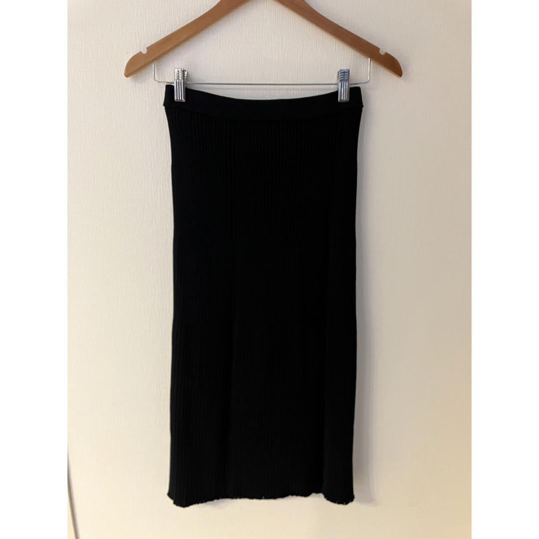 UNITED ARROWS(ユナイテッドアローズ)のユナイテッドアローズ　タイトスカート　黒 レディースのスカート(ロングスカート)の商品写真
