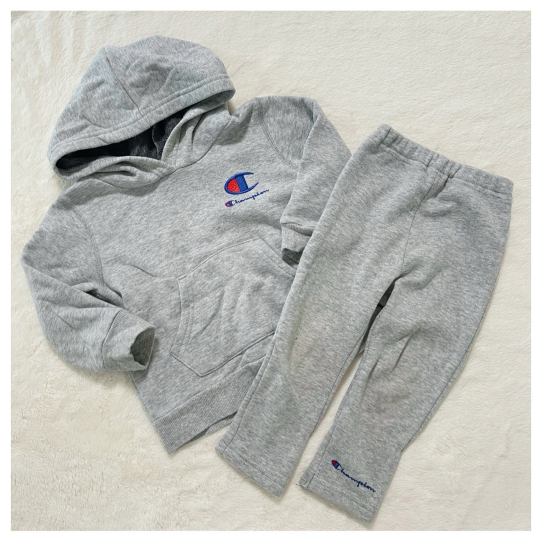 Champion(チャンピオン)のチャンピオン 裏起毛 スウェット セットアップ 90 キッズ/ベビー/マタニティのキッズ服男の子用(90cm~)(Tシャツ/カットソー)の商品写真