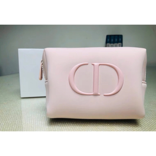 クリスチャンディオール(Christian Dior)の新品　ディオール ノベルティ ポーチ　ピンク　PINK(ポーチ)