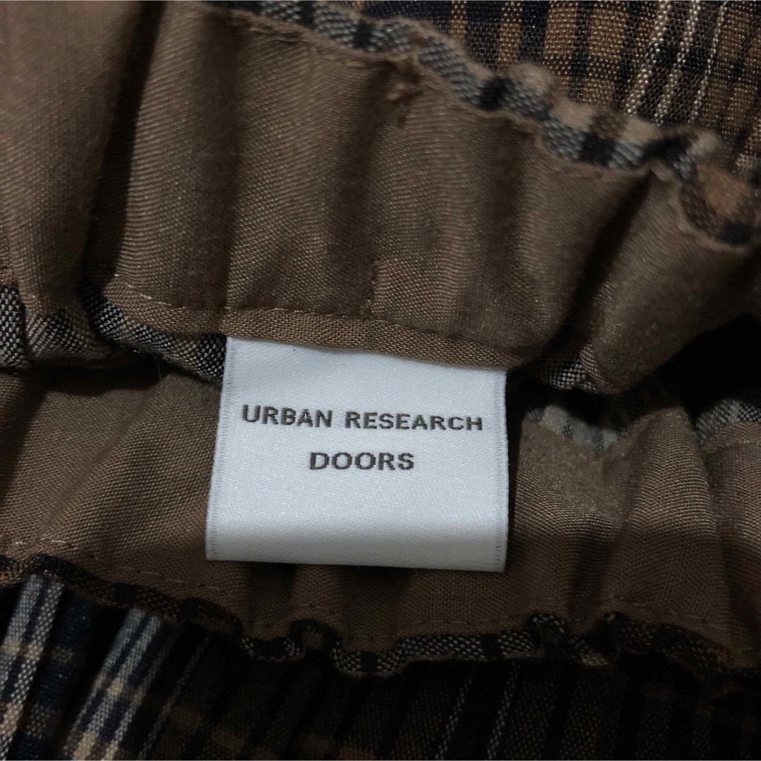 URBAN RESEARCH DOORS(アーバンリサーチドアーズ)の新品　URBAN RESEARCH DOORS アーバンリサーチのプリーツSK レディースのスカート(ロングスカート)の商品写真