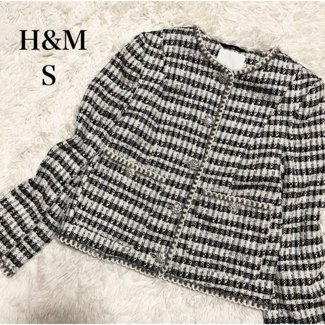 H&M(エイチアンドエム)のH&M ツイードノーカラージャケット　 キラキラボタン♡ レディースのジャケット/アウター(ノーカラージャケット)の商品写真