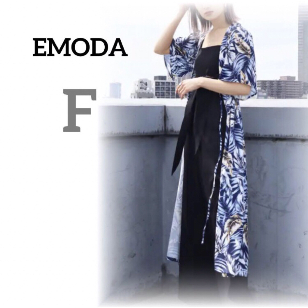 EMODA(エモダ)の新品未使用　EMODA エモダ　ロング丈シャツ　マキシシャツ　リゾート柄　羽織り レディースのトップス(シャツ/ブラウス(長袖/七分))の商品写真