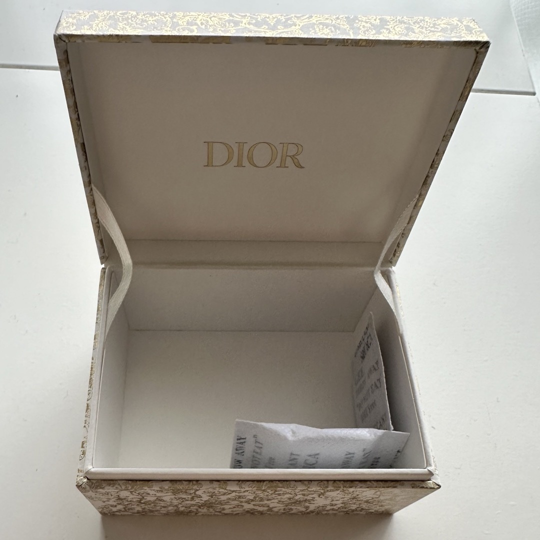 Dior(ディオール)のDIOR ホリデージュエリーボックス インテリア/住まい/日用品のインテリア小物(小物入れ)の商品写真