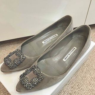 マノロブラニク(MANOLO BLAHNIK)のマノロブラニク　ハンギシ　シルバーグレイベルベット(ハイヒール/パンプス)