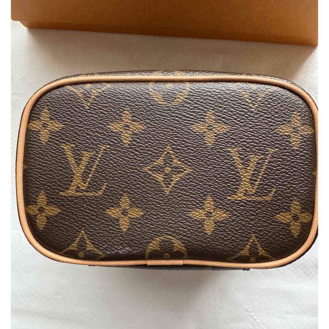 LOUIS VUITTON(ルイヴィトン)のルイヴィトン ポーチ ニースナノ レディースのファッション小物(ポーチ)の商品写真