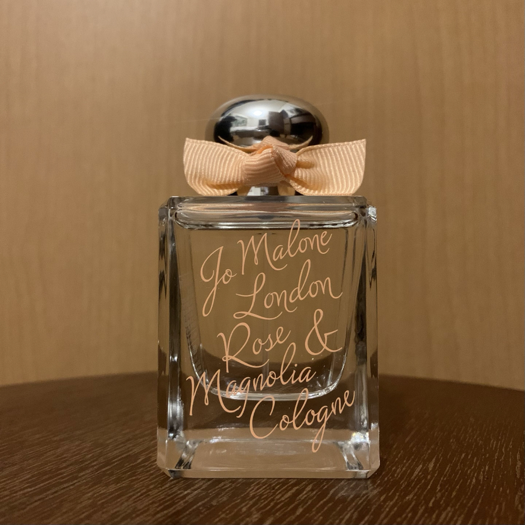 Jo Malone(ジョーマローン)のジョーマローン　ローズ&マグノリア　50ml コスメ/美容の香水(香水(女性用))の商品写真