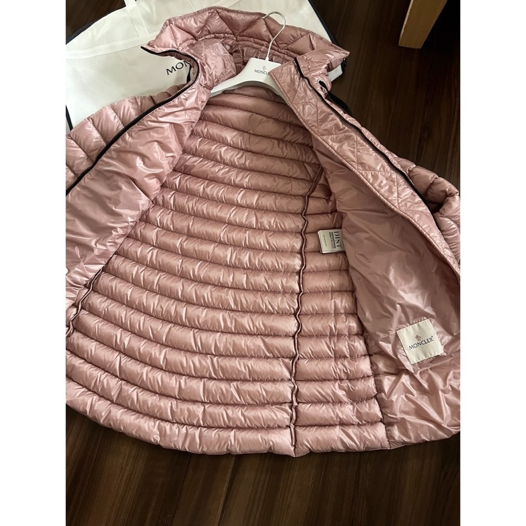 MONCLER(モンクレール)のモンクレール正規品ダウン♡♡♡ レディースのジャケット/アウター(ダウンジャケット)の商品写真