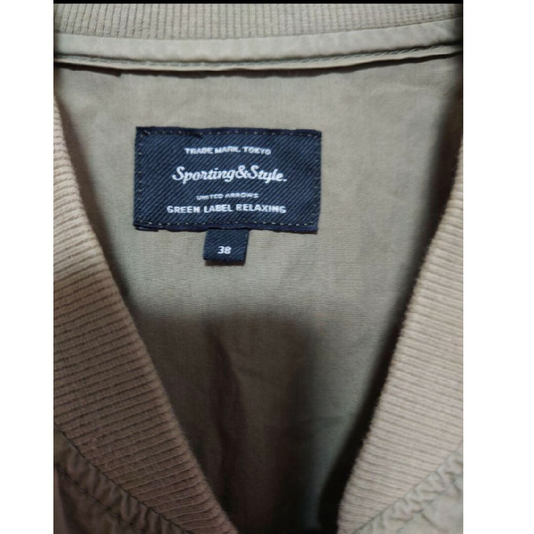 UNITED ARROWS(ユナイテッドアローズ)の値下げ✨UNITEDARROWS　ブルゾン　薄手　カーキ 38M 春物　羽織 レディースのジャケット/アウター(ブルゾン)の商品写真