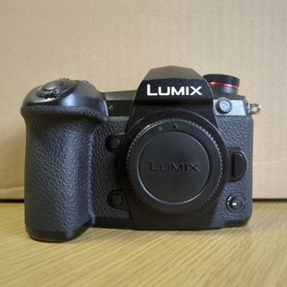 パナソニック(Panasonic)の【レンズ・予備バッテリー付き】Panasonic LUMIX G9 PRO(ミラーレス一眼)